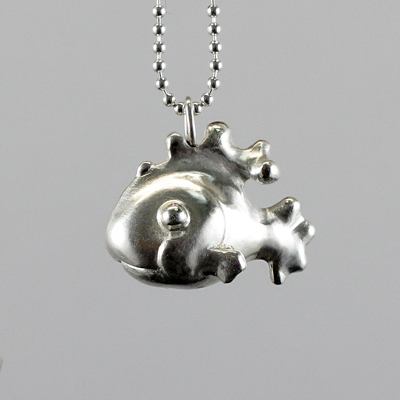 Schmuck von der Bey, Dicker Fisch, 935 Silber