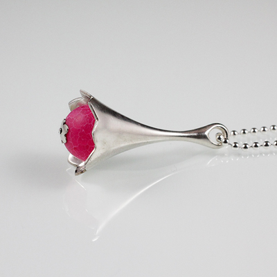 Schmuck von der Bey, Kelchanhänger Pink an Kugelkette, 935 Silber, Achat