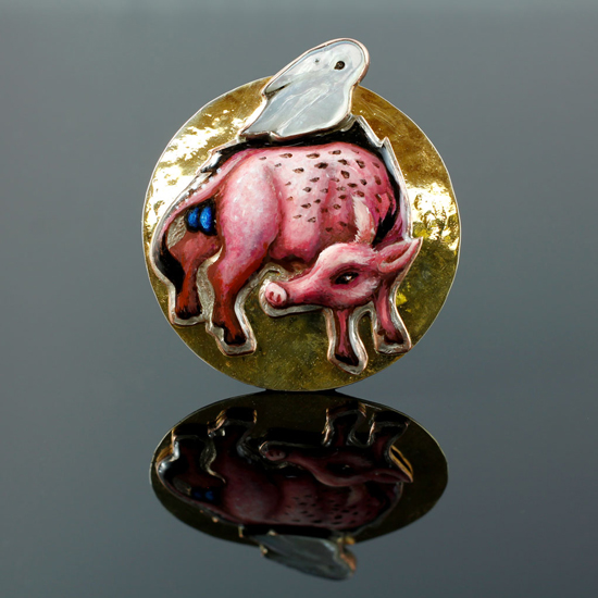 Schmuck von der Bey, Brosche WEIß + WILD